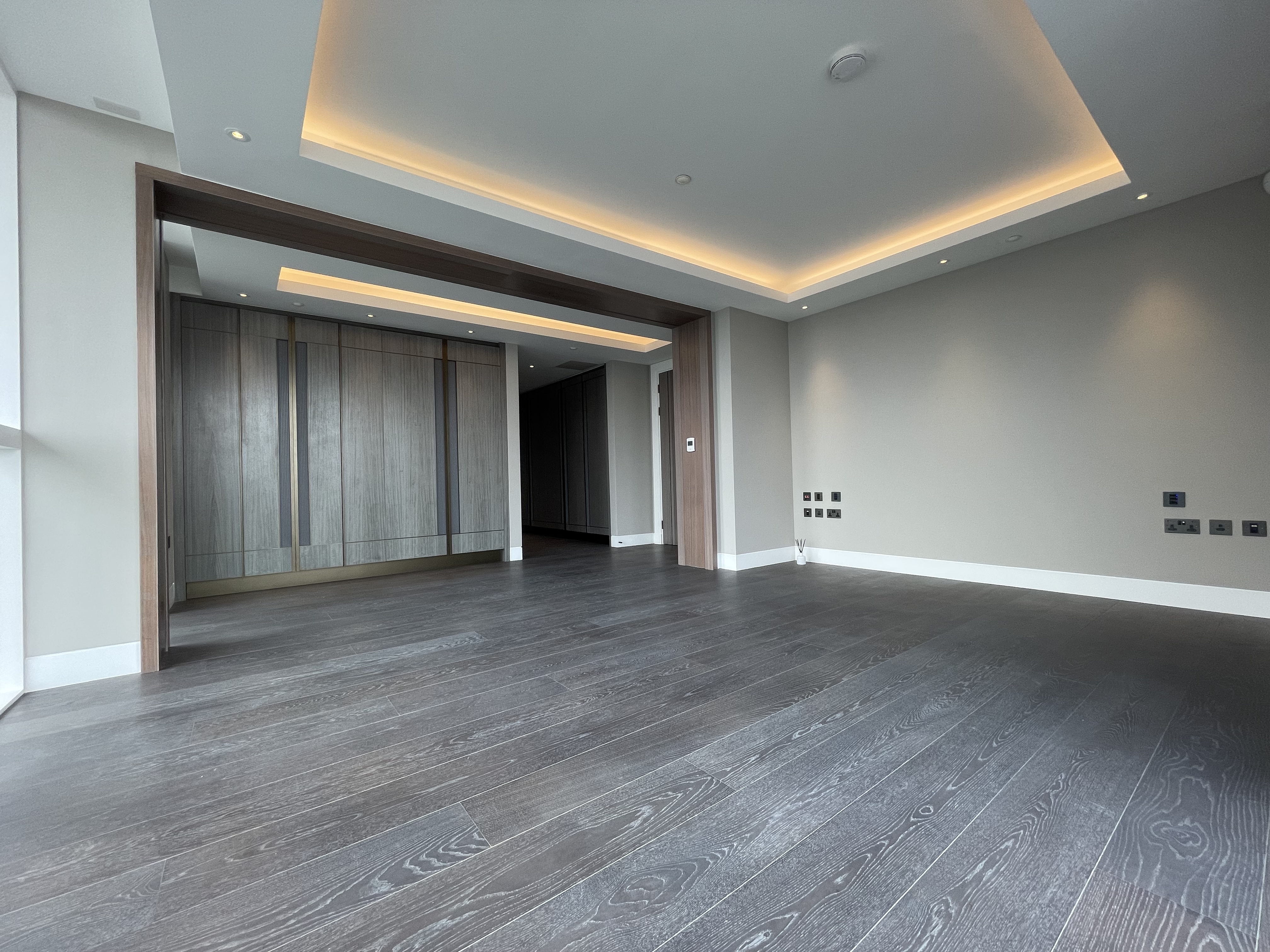 藍莎集團 | 英國置產一站式服務