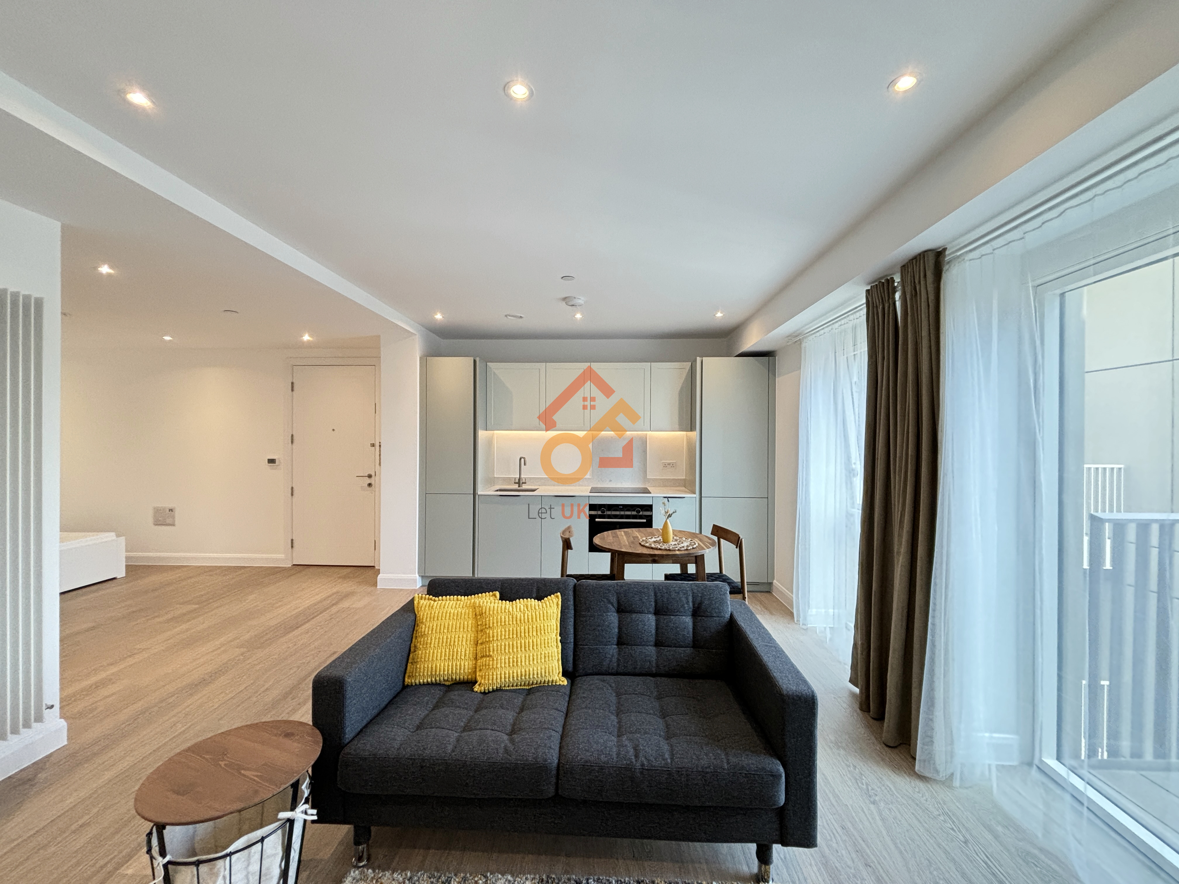 Lansha Group - UK Real Estate, UK Property Agency | One stop shop for buying and purchasing properties in the UK