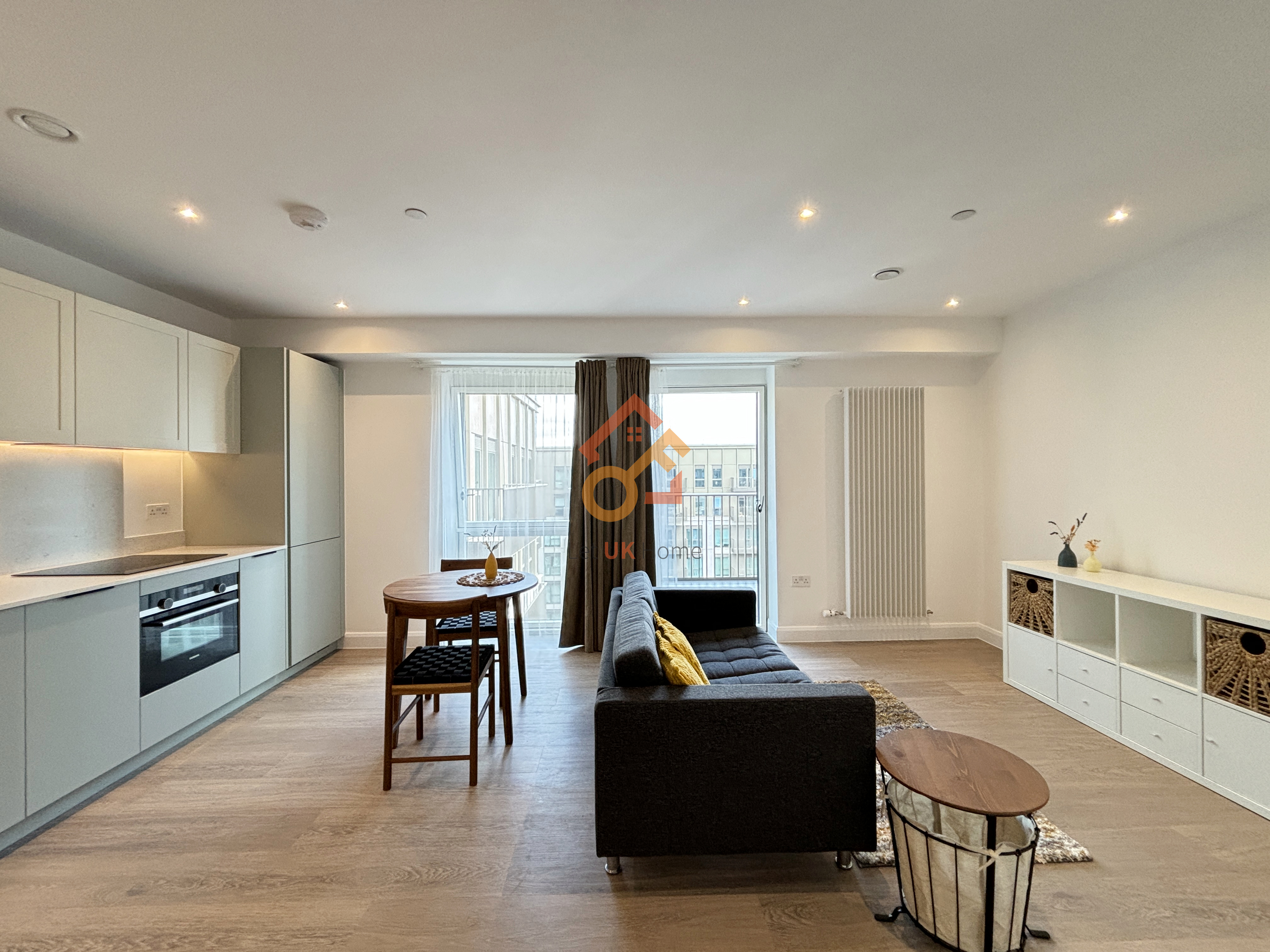 Lansha Group - UK Real Estate, UK Property Agency | One stop shop for buying and purchasing properties in the UK