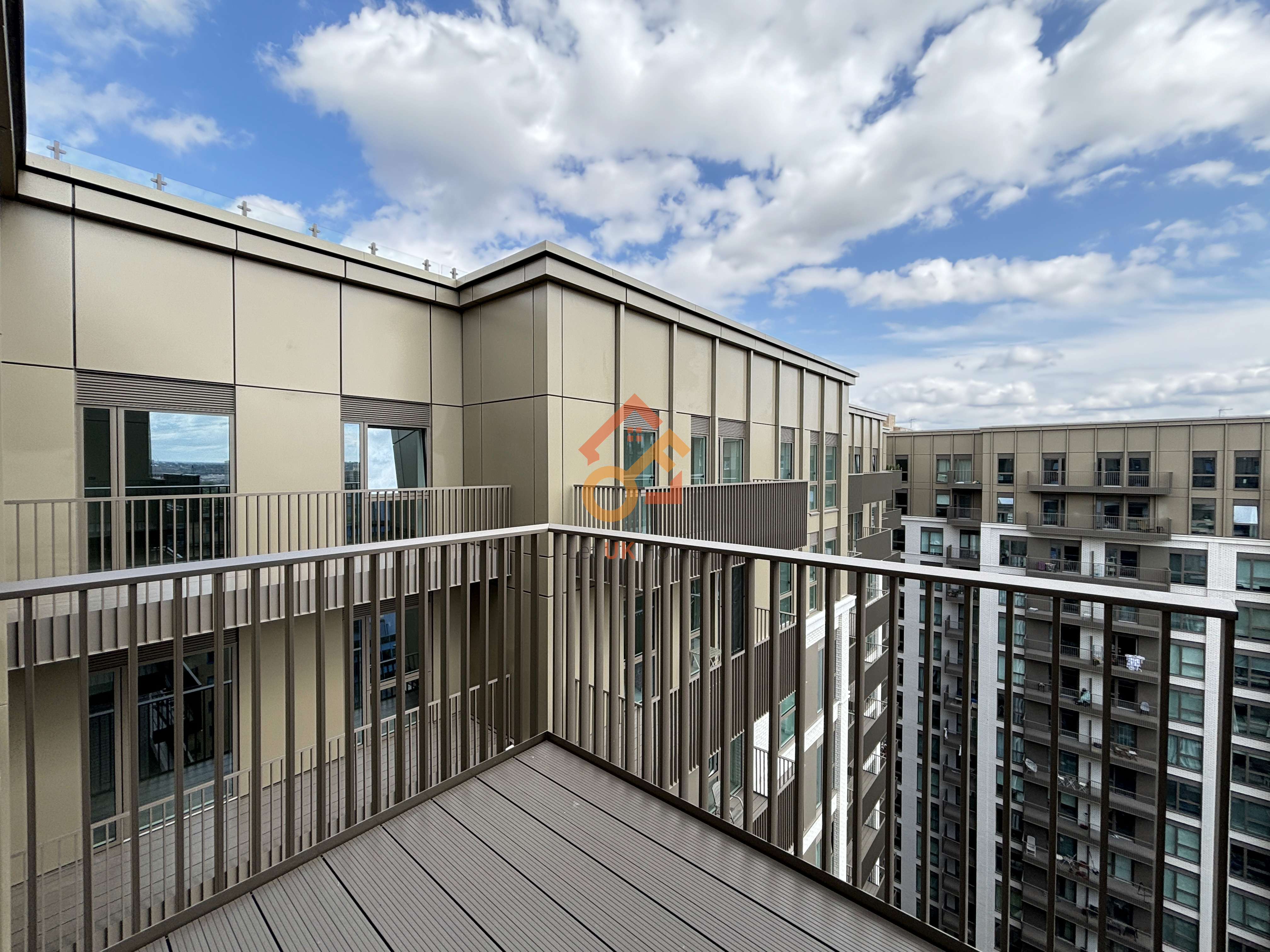 Lansha Group - UK Real Estate, UK Property Agency | One stop shop for buying and purchasing properties in the UK