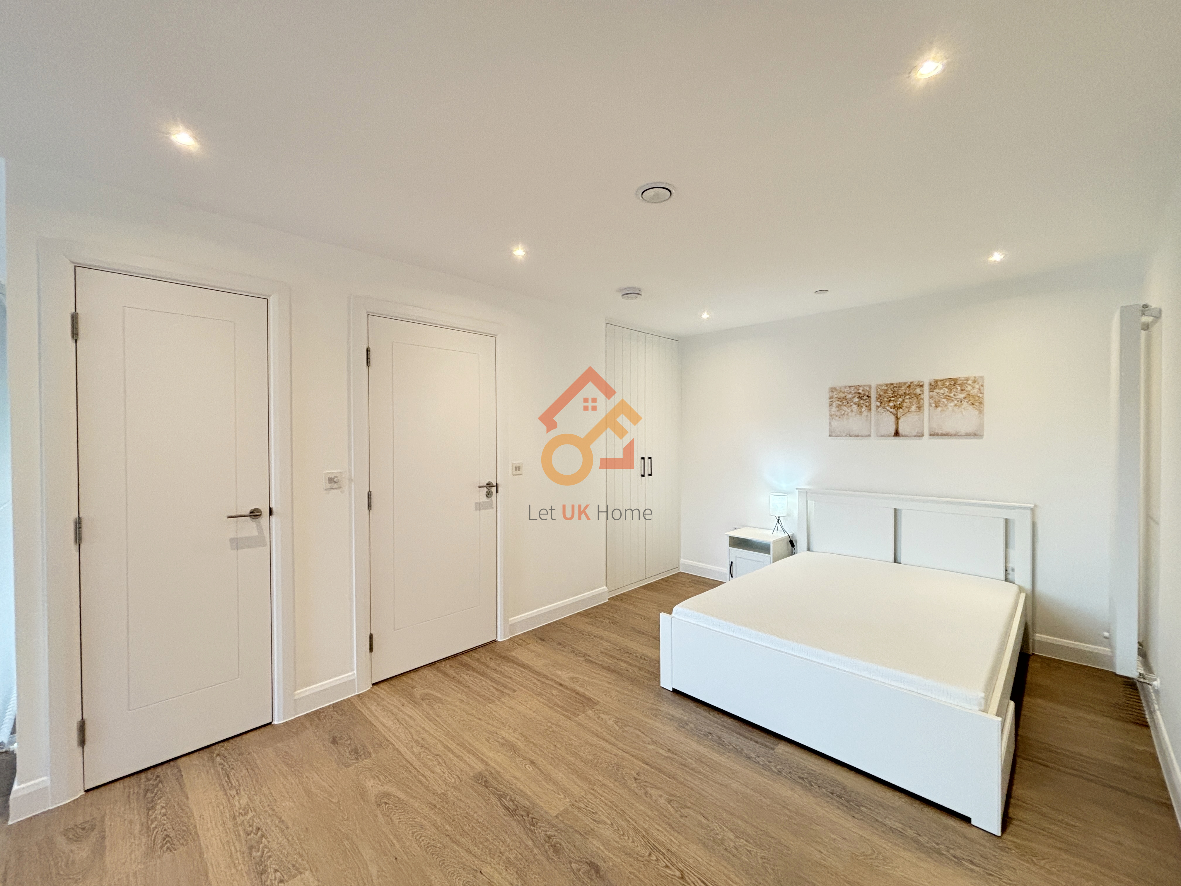 Lansha Group - UK Real Estate, UK Property Agency | One stop shop for buying and purchasing properties in the UK