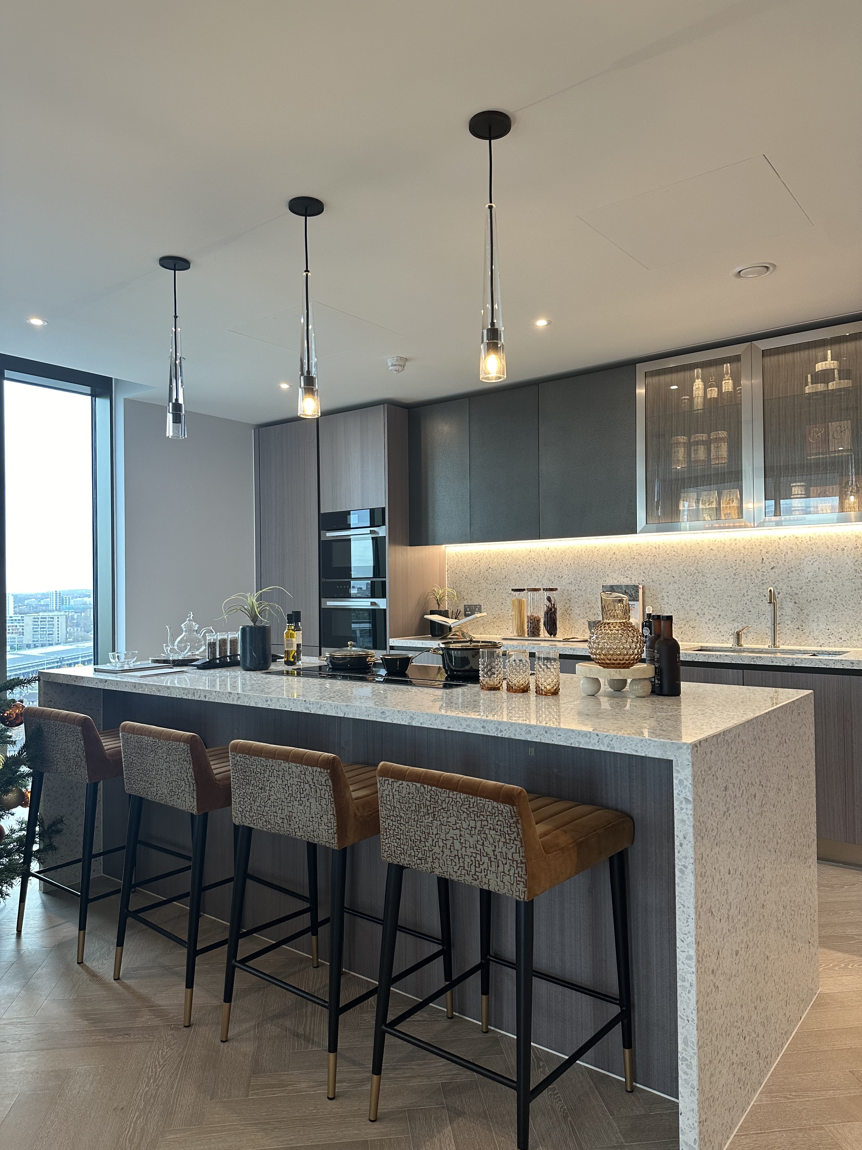 藍莎集團 | 英國置產一站式服務