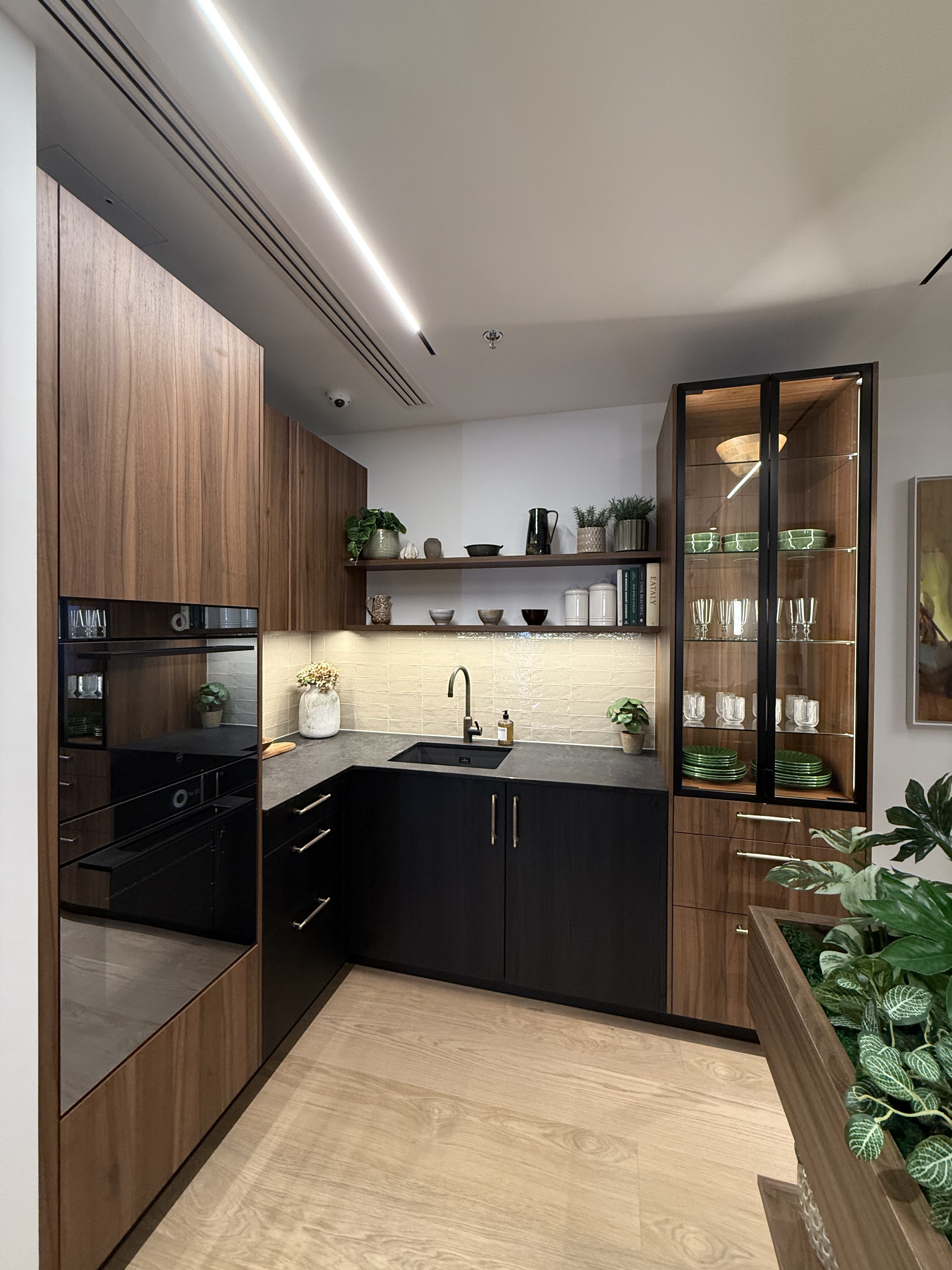 藍莎集團 - 英國樓盤、英國物業代理 | 英國買樓置業一站式服務