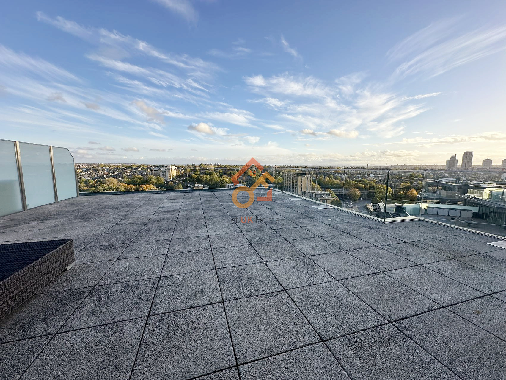 藍莎集團 - 英國樓盤、英國物業代理 | 英國買樓置業一站式服務