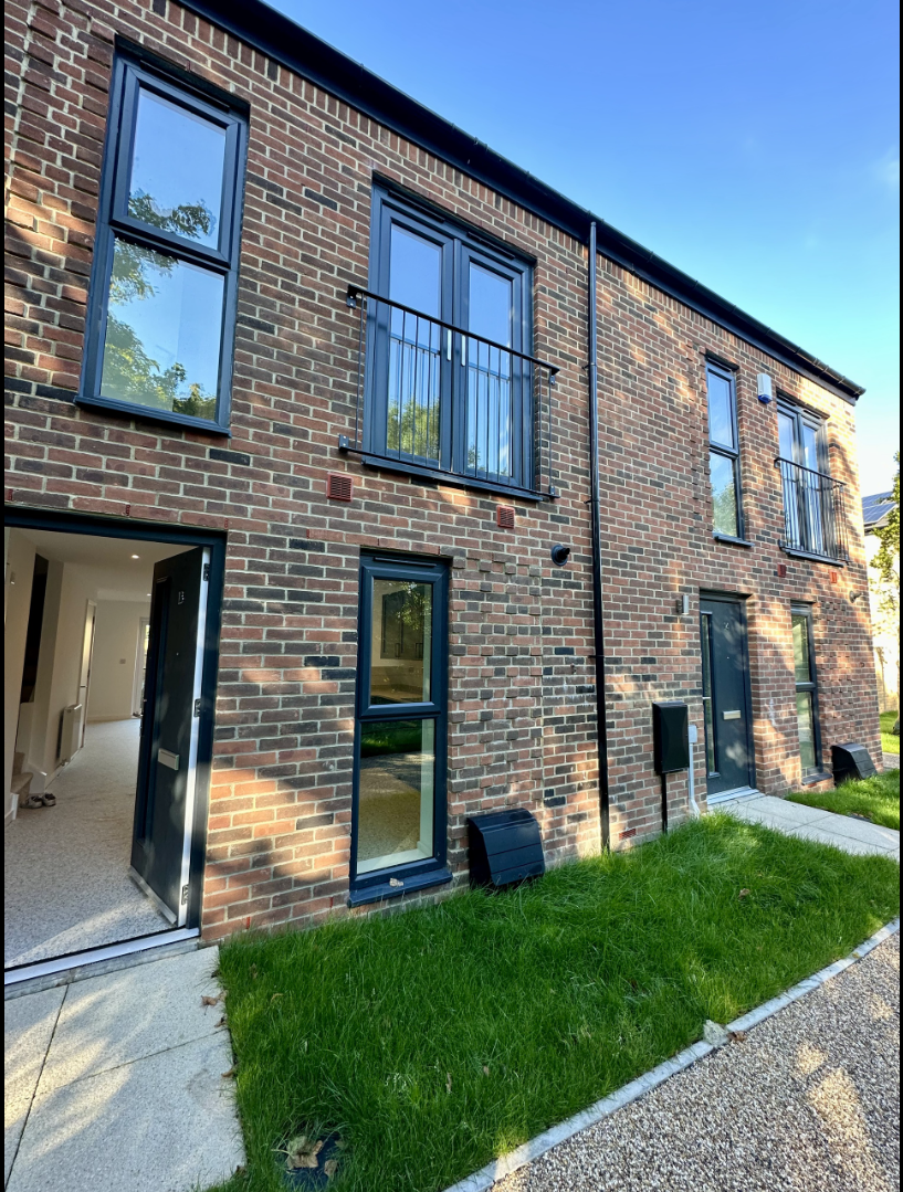 藍莎集團 - 英國樓盤、英國物業代理 | 英國買樓置業一站式服務