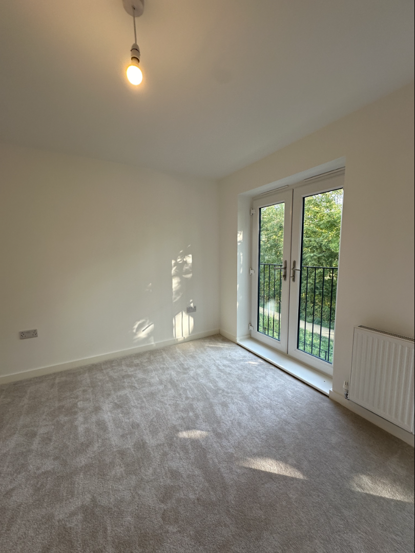 藍莎集團 - 英國樓盤、英國物業代理 | 英國買樓置業一站式服務